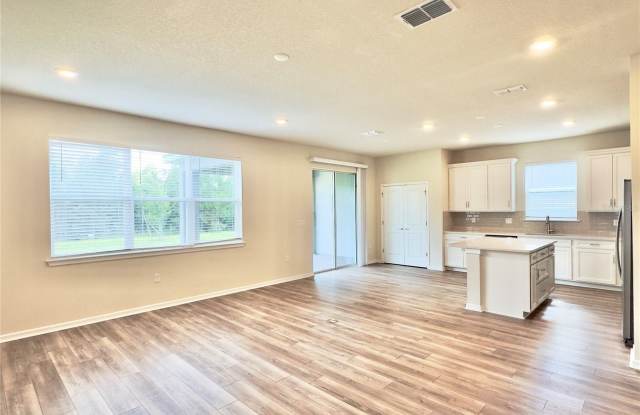 17431 SAW PALMETTO Avenue Gallery 3