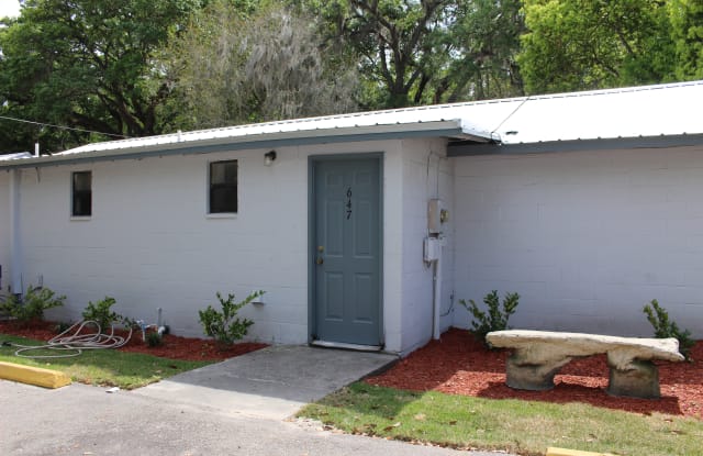 647 NE Waldo Rd - 647 Waldo Road, Gainesville, FL 32641