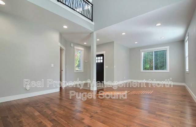10025 5th Pl SE Gallery 3