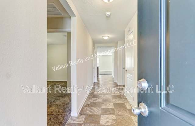 2114 Tyson Lake Drive Gallery 4