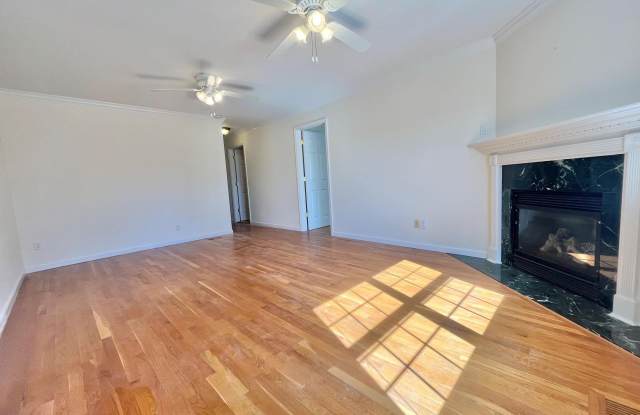 153 Montgomery Avenue Gallery 3
