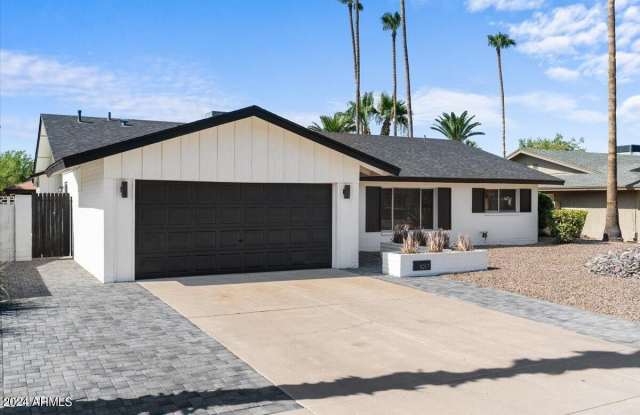 8207 E Montebello Avenue Gallery 2