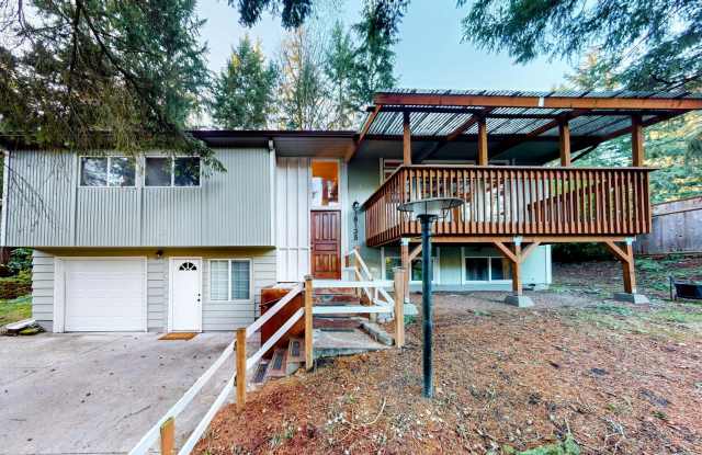 Available April 1 in Richmond Highlands photos photos