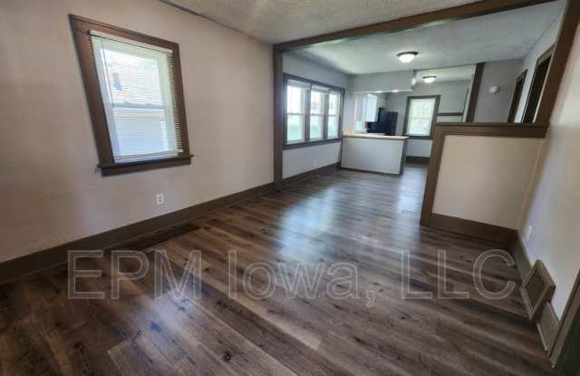 526 Kirkwood Avenue Gallery 2