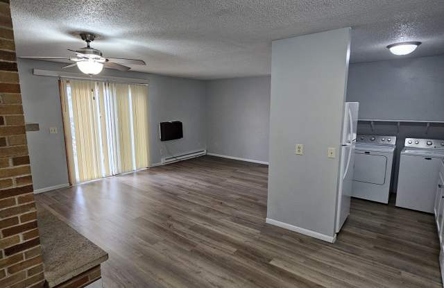 1160 Oakview Dr photos photos