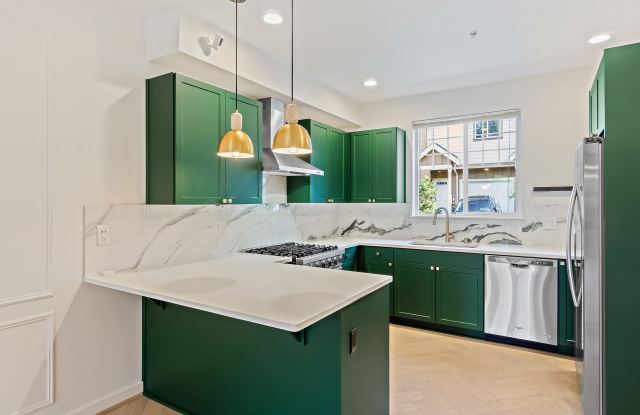 5903 185th Court Northeast#7-105 Gallery 2