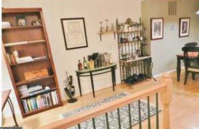 14240 AUTUMN CIRCLE Gallery 4