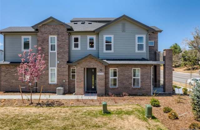 Spacious 3BR Townhome in Aurora photos photos Spacious 3BR Townhome in Aurora photos photos