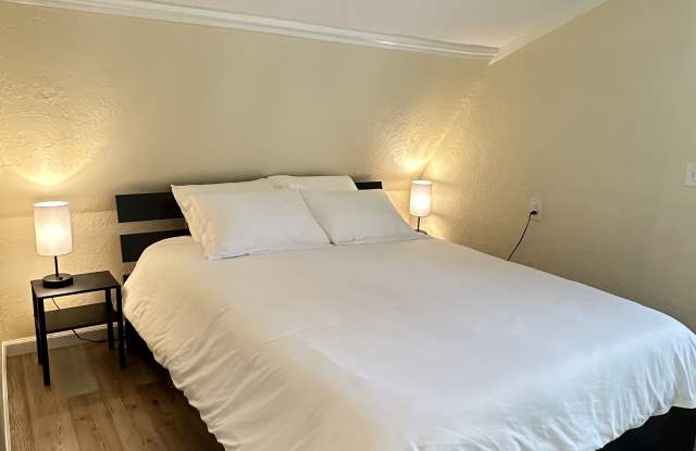 320 Holly Knowe Rd photos photos