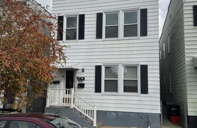 1620 6th Avenue unit: 2 - 1620 6th Avenue, Watervliet, NY 12189