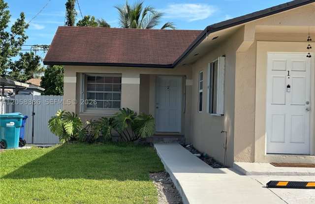 9540 SW 36th St photos photos