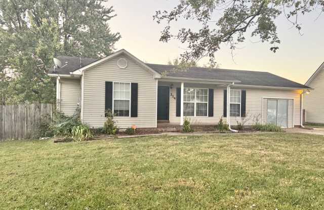 Updated 3-Bedroom Home in Oak Grove Near Fort Campbell! Gallery 1