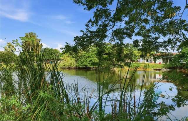 4518 W Alhambra Cir photos photos