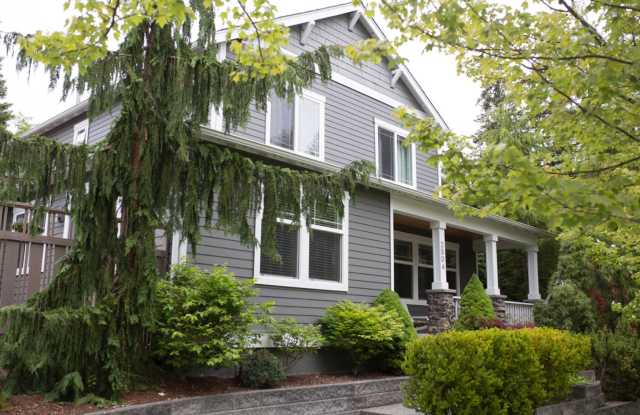 2504 Fir Crest Blvd photos photos