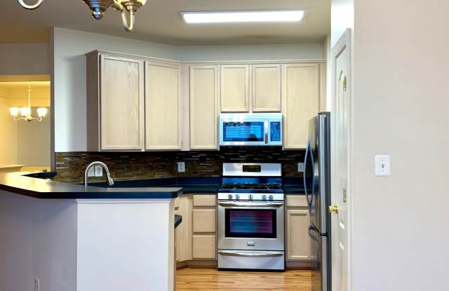 8087 Gatehouse RoadUnit 27 Gallery 2