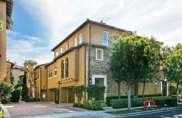 2 bedroom, plus loft Townhouse in Turtle Ridge photos photos