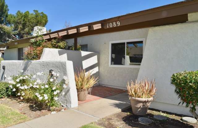 1089 Canterford Circle Gallery 3