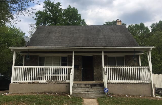 117 E MILL AVENUE - 117 East Mill Avenue, Peppermill Village, MD 20743