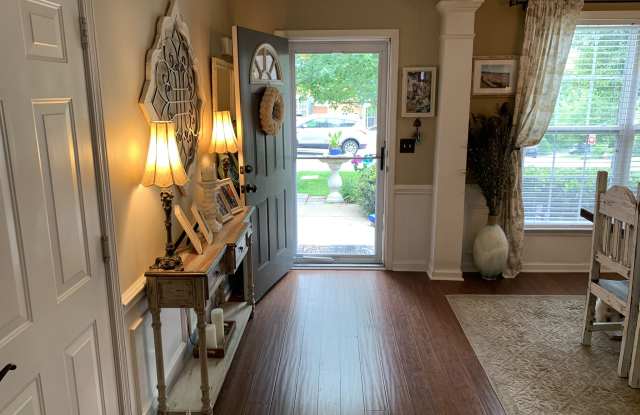460 Old Towne Dr Gallery 3
