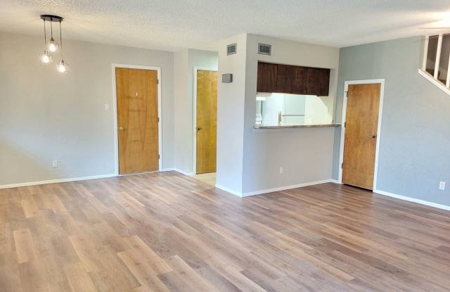 COLONIAL PARK CONDO photos photos