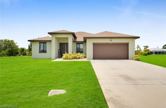 2622 SW 5th Street photos photos