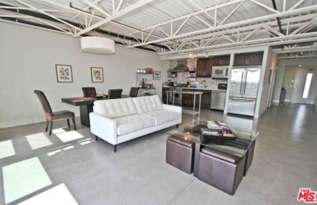 4141 Glencoe Avenue photos photos