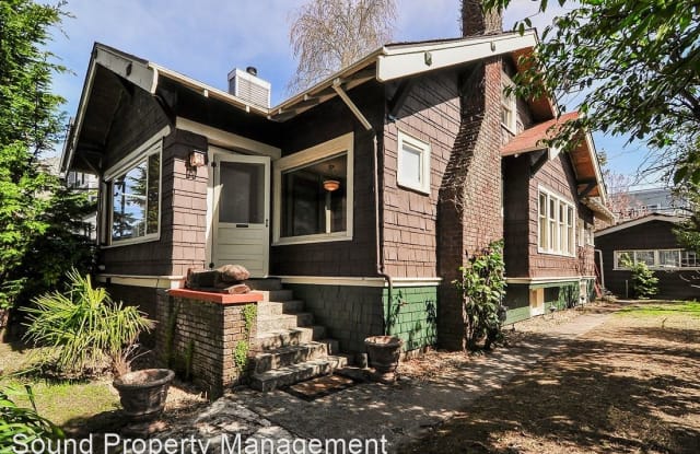2126 9th ave West - 2126 9th Avenue West, Seattle, WA 98119