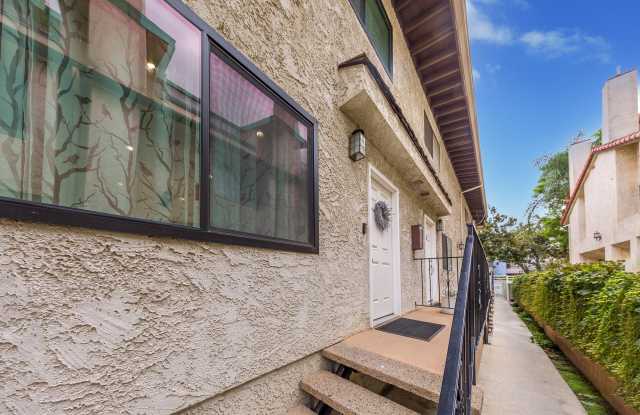 537 West Stocker Street Gallery 2