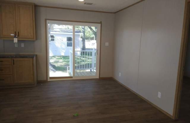 5507 Annette Street Gallery 4