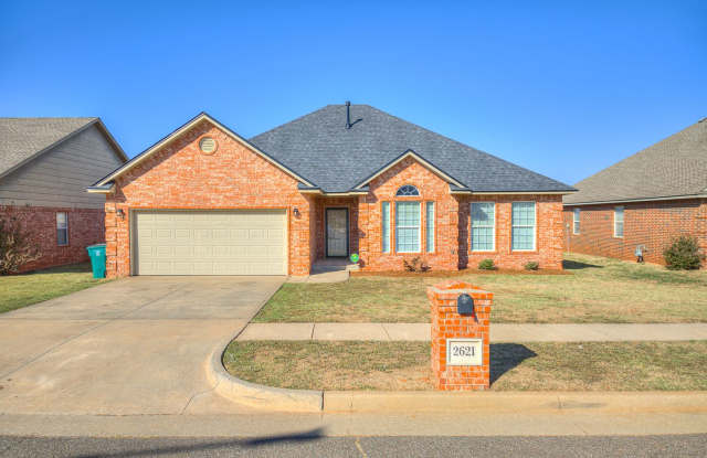Well kept home in Edmond + 3 bedrooms + Office + Edmond Schools photos photos