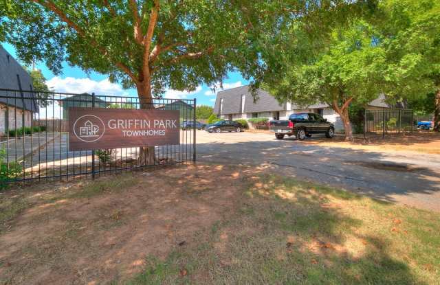 1227 Lakecrest Dr photos photos