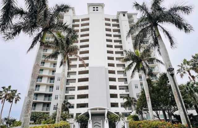 425 Cove Tower Dr unit: 902 photos photos