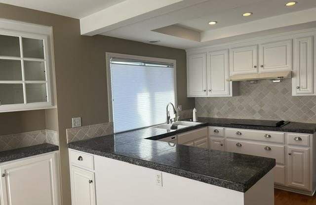 8488 Grenache CT Gallery 2