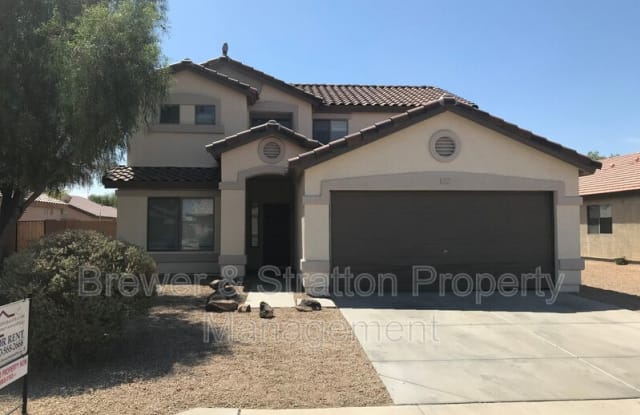 6333 W Hughes Dr - 6333 West Hughes Drive, Phoenix, AZ 85043