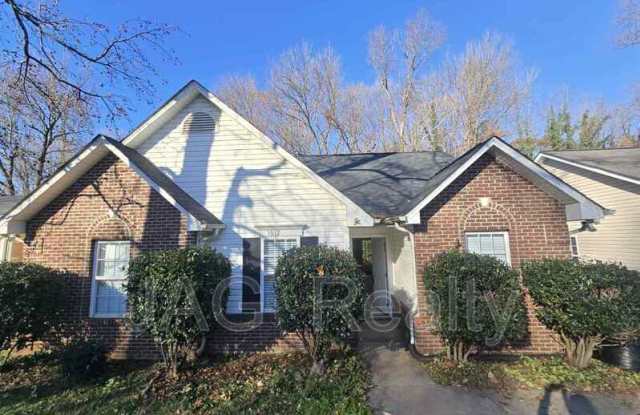 1912 Holly St photos photos