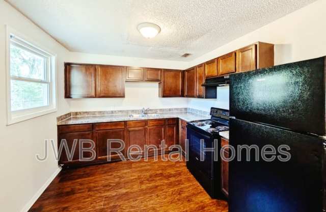 6735 Miss Muffet Ln N Gallery 2