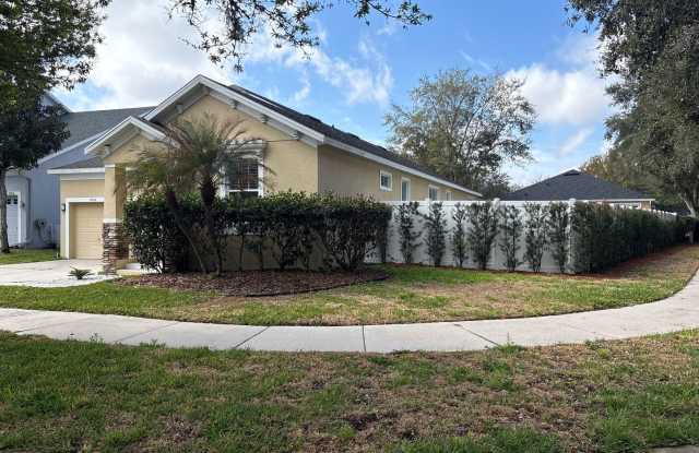 Beautiful 4-Bedroom Home in the Gated Water’s Edge Community/Lake Nona photos photos