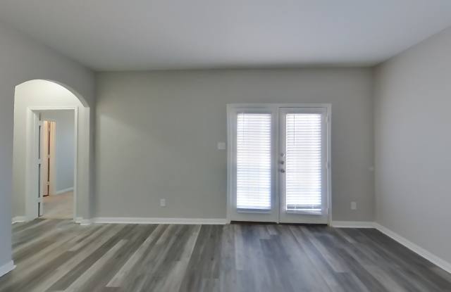 11350 Luckey Ledge Gallery 3