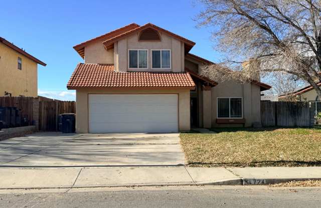 3+2.5 Two Story in Tehachapi City - 724 Silver Oak Drive, Tehachapi, CA 93561