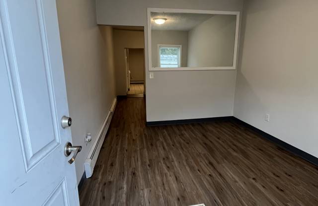 118 Linden Ave - 118 Linden Avenue, Bound Brook, NJ 08805