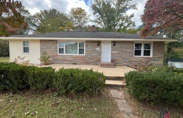 140 Kentucky Circle - 140 Kentucky Circle, Athens, GA 30605