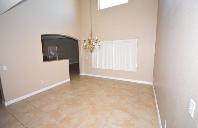 1525 Stanislaus Dr Gallery 3