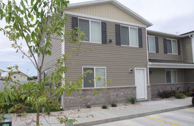 Tremonton Pines Apts photos photos