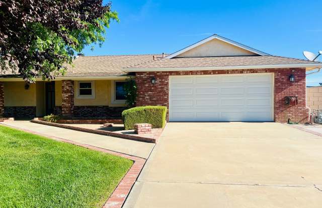 Move in Ready Stylish Single Story Home photos photos