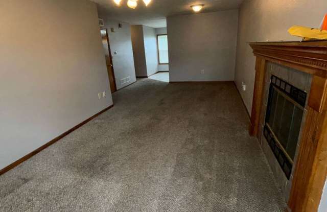 3 bedroom, 2.5 bath townhome in Lee's Summit! Gallery 2