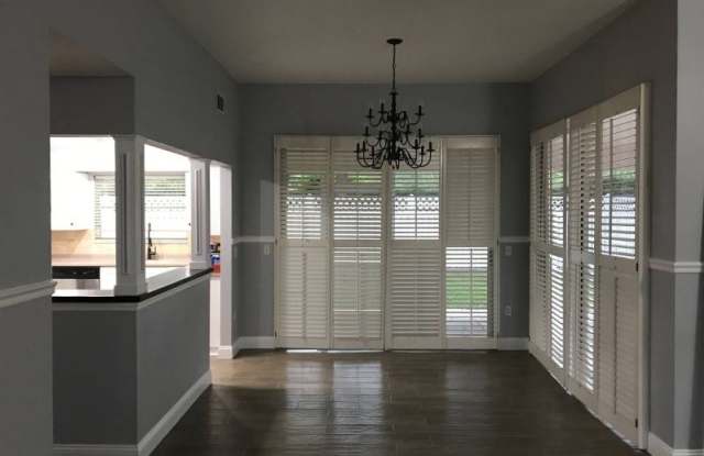 17605 Esprit Dr Gallery 4