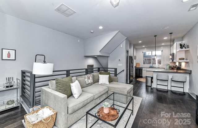 233 Domain Way photos photos