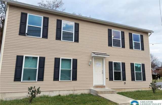 315 B Clearfield Street unit: B - 315 Clearfield Street, Freemansburg, PA 18017