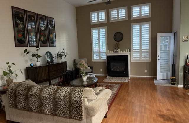 973 Eisenhower Drive Northwest Gallery 3