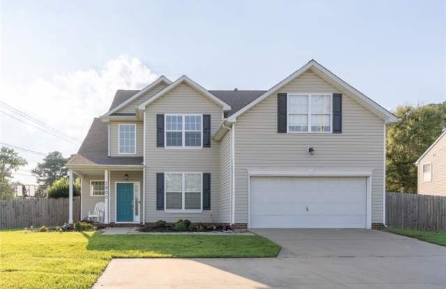 2900 Tyre Neck Road Gallery 1